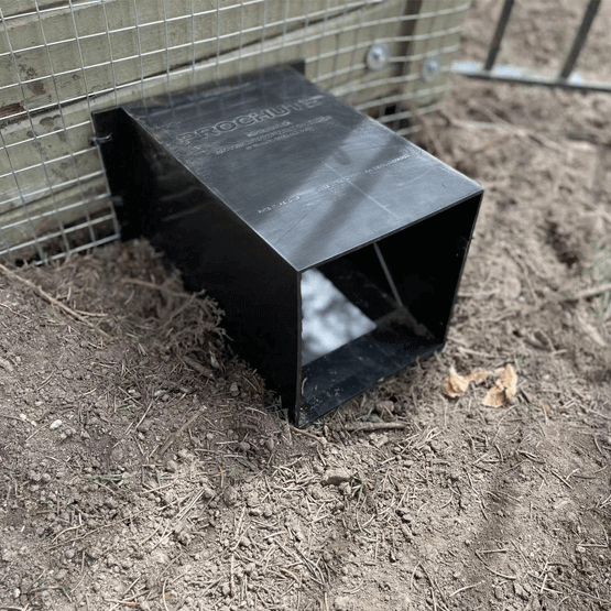 RHINO, ProChute Porte à Sens Unique pour Gros Animaux Sauvages à l'Intérieur | L'exterminateur en ligne